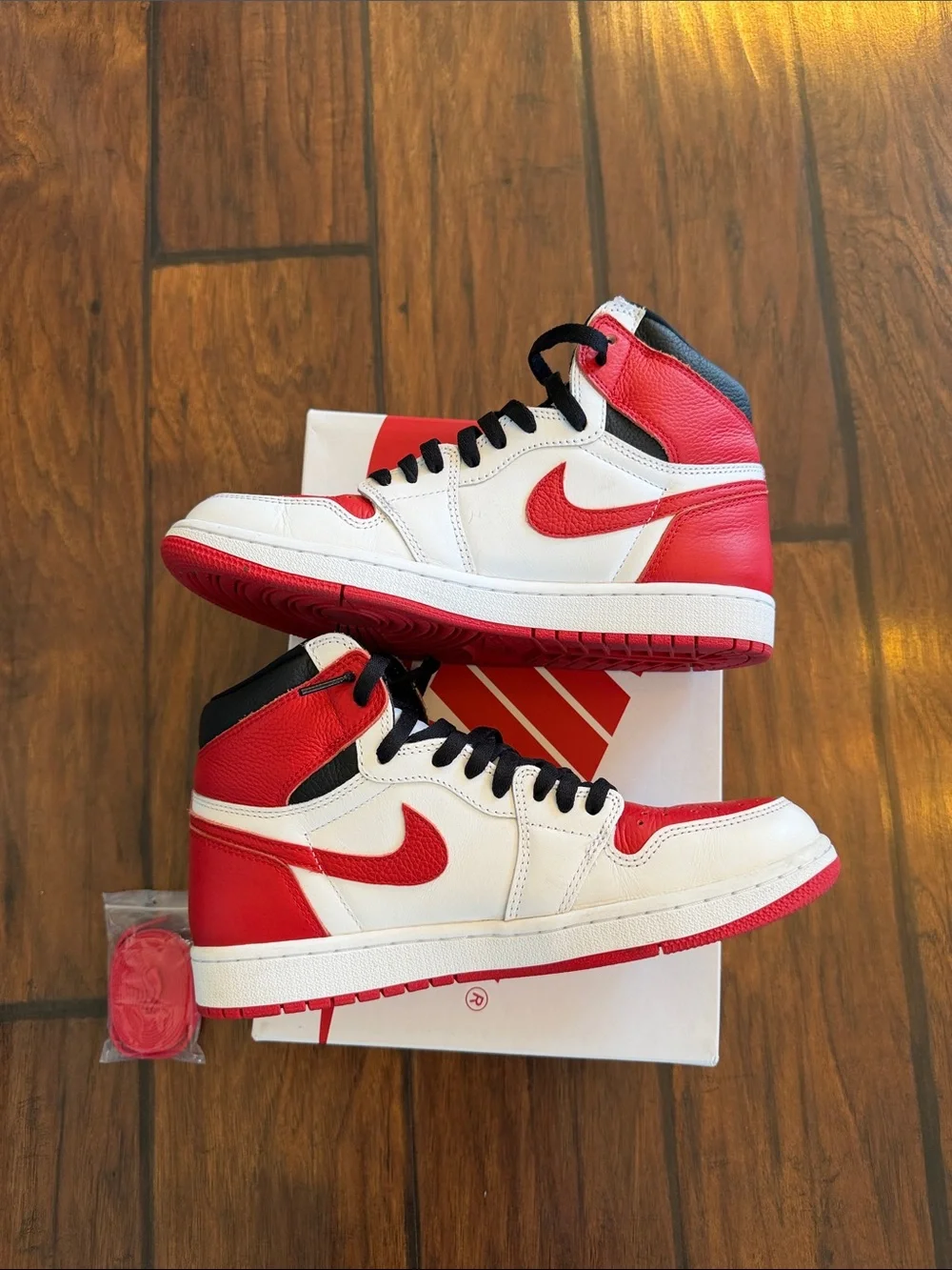 Air Jordan1 Retro High OG Sneakers in White, Red and Black